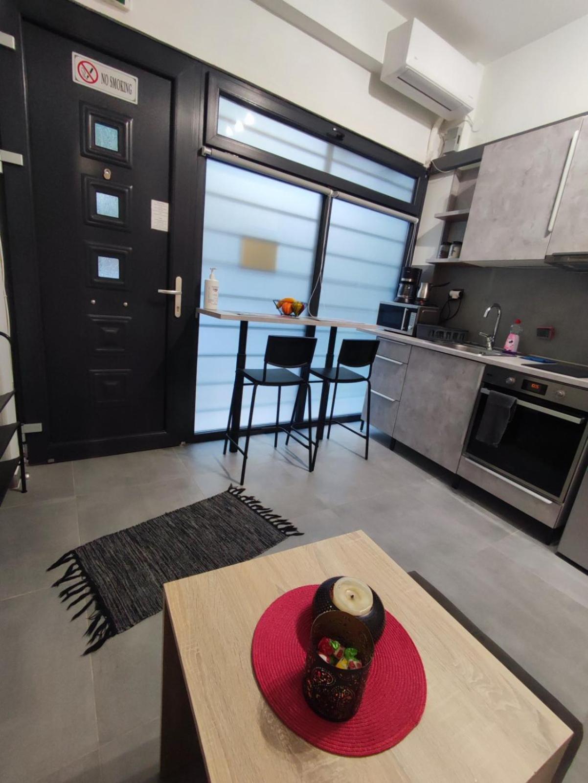 Giannis Apartment